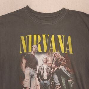 Nirvana Band Casual Crew Neck Graphic Shirt Adult Mens Size Large L Gray